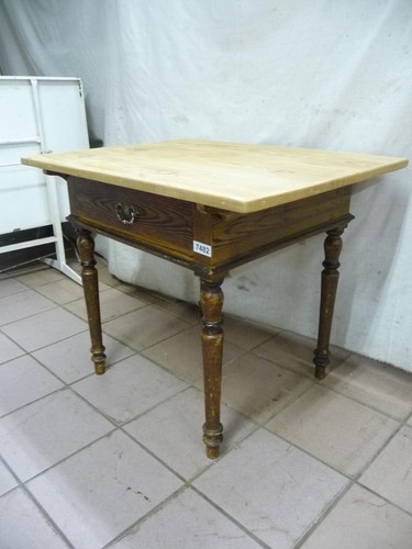 7483 alter tisch - ,