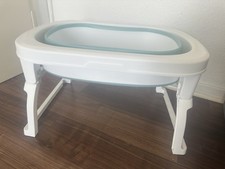 Babybadewanne faltbar mit Gestell – wie neu, unbenutzt