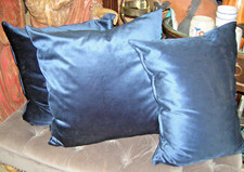 3 sehr schöne BoConcept Samt Kissen Kissenhülle 2x 60x60 cm 1x 45x60 cm blau