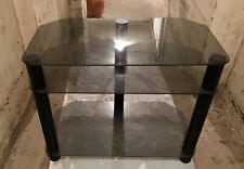 Hochwertiges TV-Rack mit