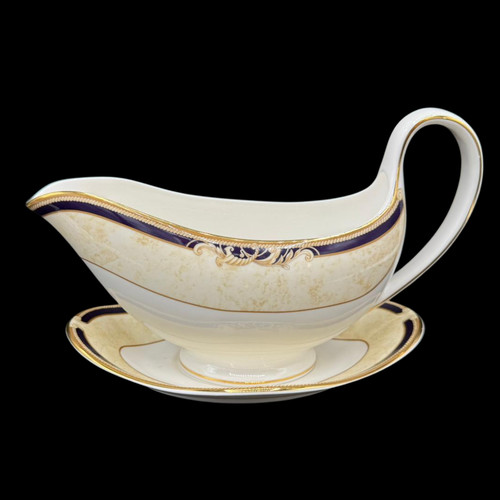 Wedgwood cornucopia sauciere - cornucopia:,
