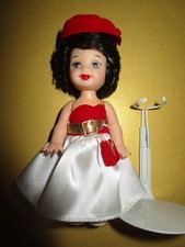 B-925) ORIGINALE BLONDE BARBIE SILKEN FLAME SHELLY MATTEL MIT METALL-STÄNDER