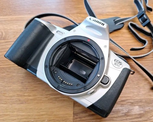 Canon eos 300 35mm - eos,