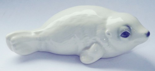 Porzellanfigur kleine robbe - porzellanfigur,