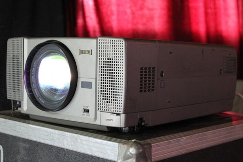 Eiki x71 profi - *eiki, lc-x71*profi-beamer