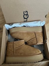 UGG Australia Classic Mini II