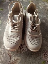Sneaker Gr. 4,5 neu grau easy