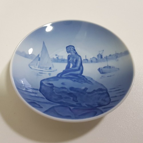 Royal copenhagen little - royal,