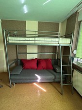 HochBett 90x 200 mit Lattenr. und Matraze + Schlafcouch mit 4 Kissen 