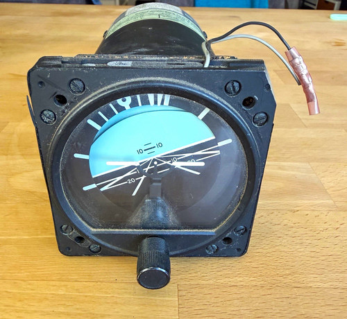 Mitchell attitude gyro - gyro, 52d66m