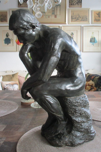 Riesige skulptur der - riesige,