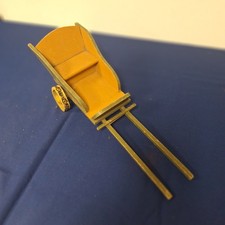 Altes Holzspielzeug Römische Kutsche