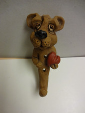 1  Haken Garderobenhaken, Hund mit Herz, Kunststein  ca. 14 cm