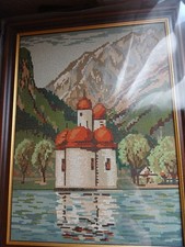 Gobelin Stickbild Halber Kreuzstich mit Rahmen zum Selber Sticken Motiv Kirche