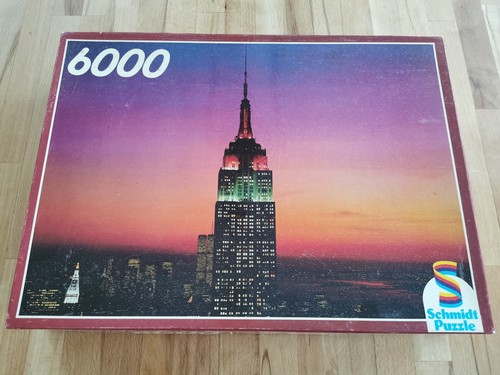 Fertig gepuzzelt und - , in