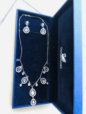Swarovski Set Kette Und