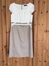 Schickes Etuikleid von COMMA