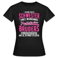 Stolze Schwester eines