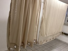 2 Vorhänge mit 8 silb. Oesen ca. 140cm breit x ca. 225cm lg. Beige/braun