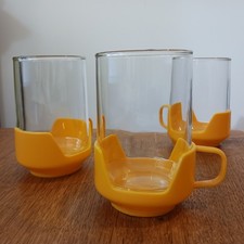 3x Teegläser VEB Sonja PLASTIC Teetasse gelbe Halter Gläser für Heißgetränk DDR