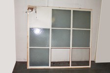 altes Fenster mit Rahmen Holz