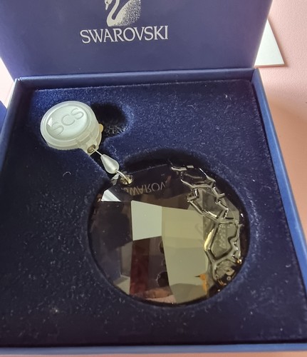Swarovski 2010 scs - swarovski, renewal