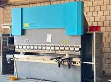 Abkantpresse mit Tafelschere