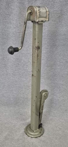 Mechanischer oldtimer kurbel - oldtimer,