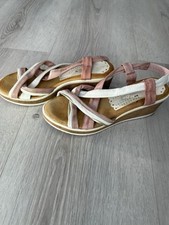 Andrea Sabatibi ** 37 **