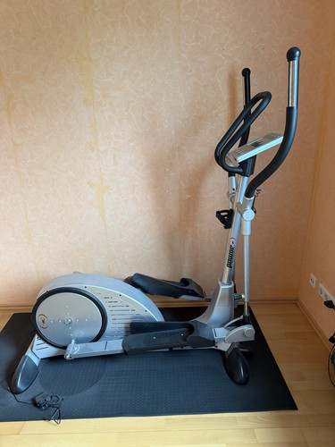 Crosstrainer cross stepper - crosstrainer, cross-stepper