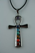 Chakra Anhänger  Edelsteine  Kreuz