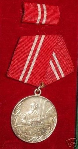 Ddr orden kampfgruppe - ddr,