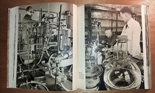 Chemische Fabrik E. Merck Darmstadt 1937 96 Seiten Fotos meist v Dr. Paul Wolff
