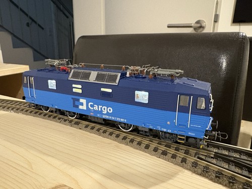 Roco 372 cargo h0 dc - br,
