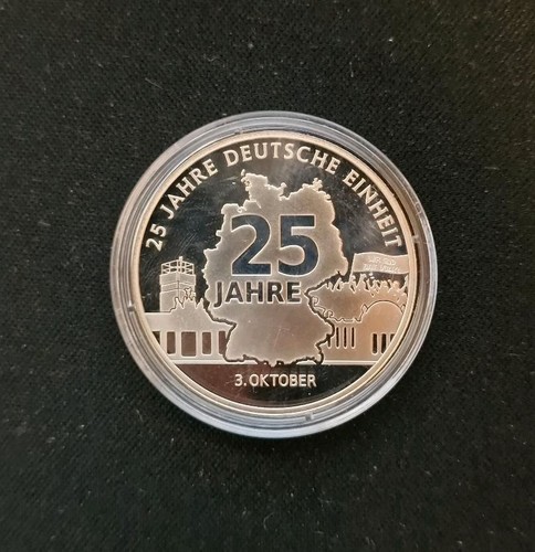 Einigkeit recht freiheit - recht, 25