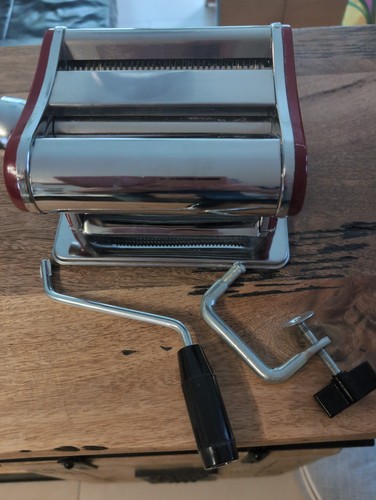 Pasta nudelmaschine mit - pasta,