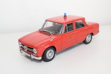 B81 1:18 MINICHAMPS ALFA ROMEO GIULIA SUPER FEUERWEHR FEUERWEHRAUTO NEUWERTIG.