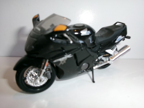 Honda cbr 1100 blackbird - honda,