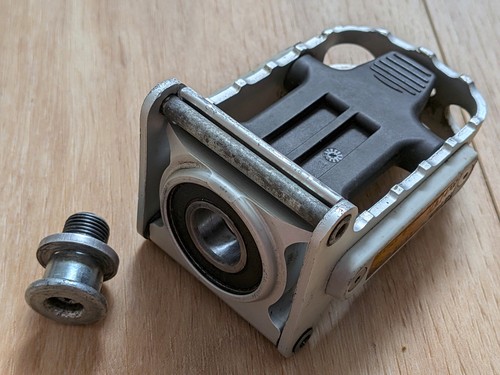 Brompton faltpedal links - faltpedal,