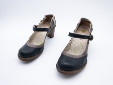 El Naturalista Damen Pumps