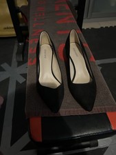 Graceland Pumps 36 