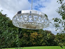 Deckenlampe mit 3x E27 Fassungen, Chromringe und Prismen (Kunststoff) von 1985