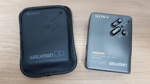 Sony dd33 grey portable - wm-dd33,