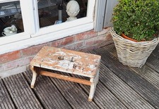 Alter Holzschemel Fußhocker Blumenbank Vintagedeko um 1920 Shabby antik Brocante