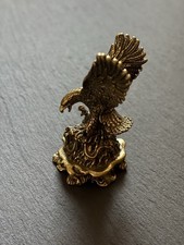 Adler aus Messing | Angreifender Adler im Sturzflug | Detailreiche Deko Figur