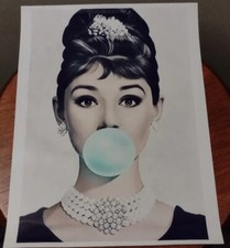 AUDREY HEPBURN OLD SCHOOL