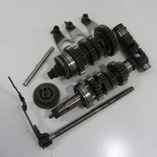 Suzuki GS 550 Getriebe Motor Antrieb C0381