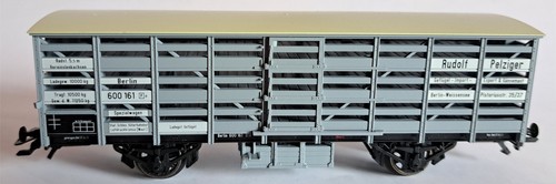 Kleinviehtransportwagen aus