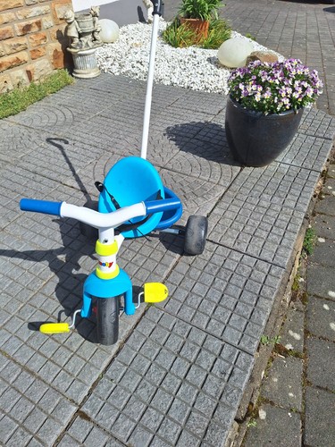 Smoby dreirad mit schubstange - dreirad,