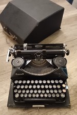 Triumph Werke Nürnberg, Schreibmaschine, antik, schwarz